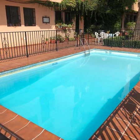 Tuguest Alhacaba Apartment - Free Parking Гранада Екстериор снимка