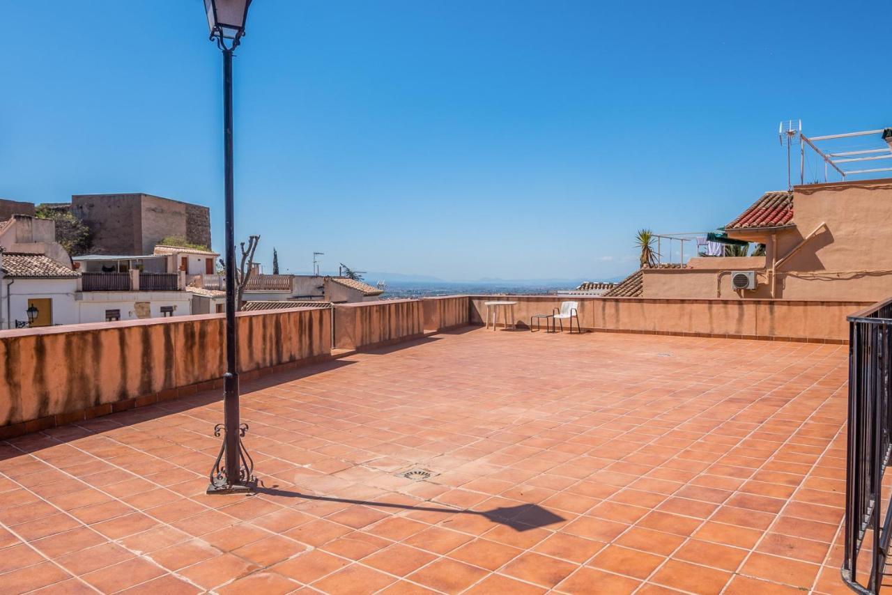 Tuguest Alhacaba Apartment - Free Parking Гранада Екстериор снимка
