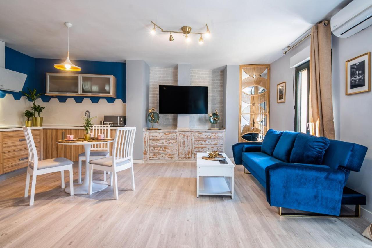 Tuguest Alhacaba Apartment - Free Parking Гранада Екстериор снимка